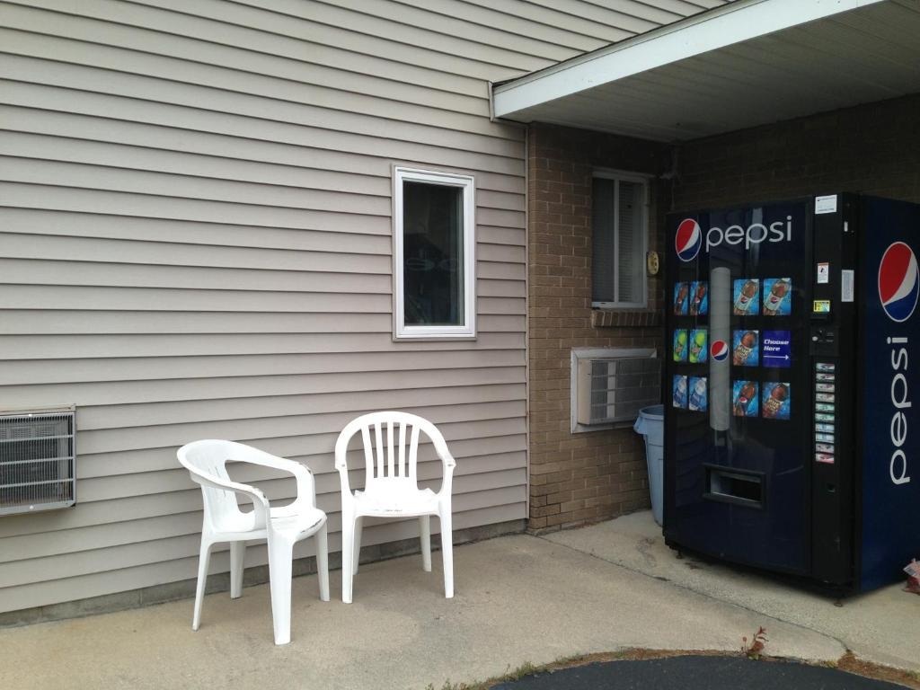 Capri Motel Mackinaw City Exterior foto
